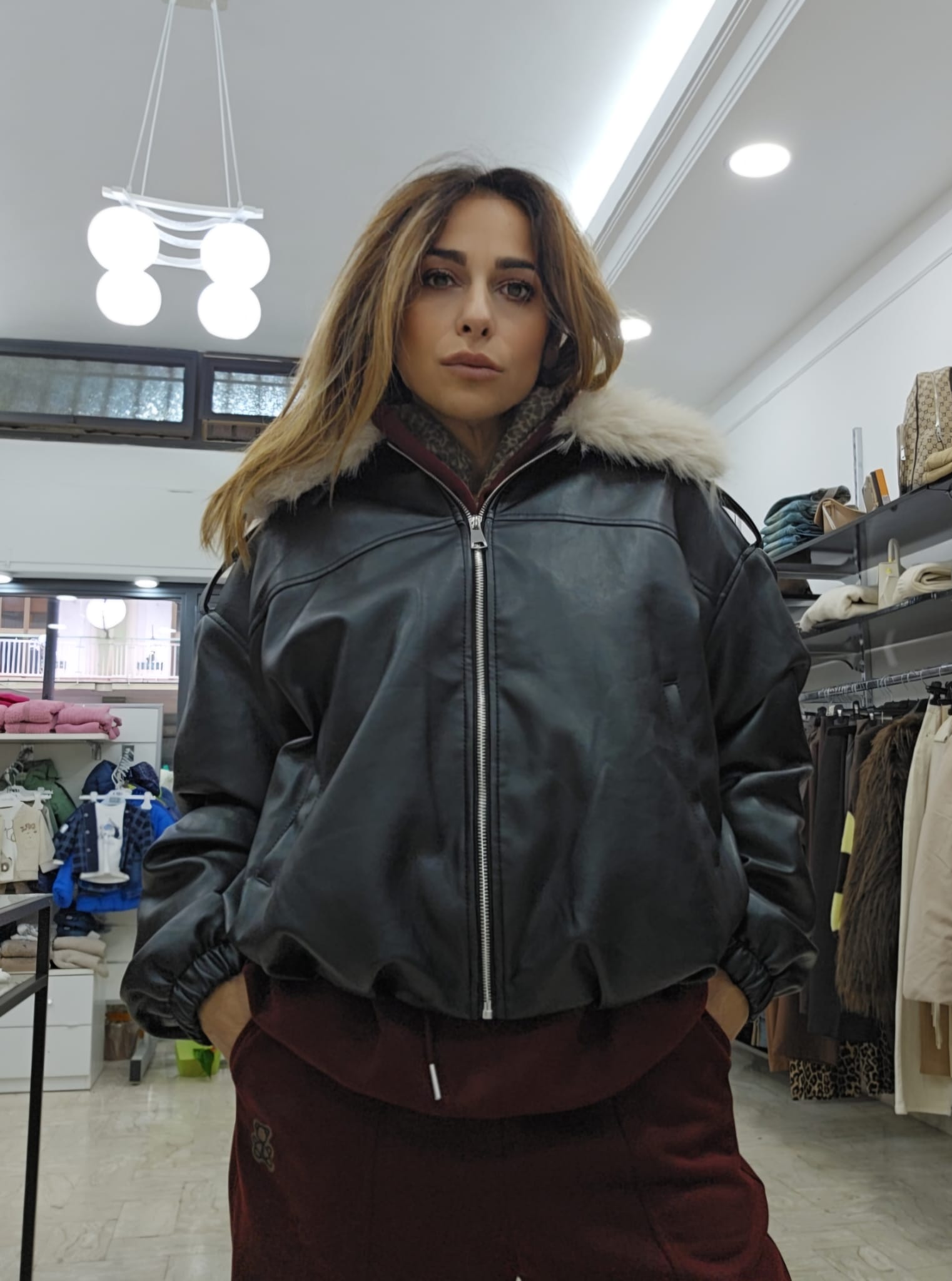 Giubbino in ecopelle  con pelliccia
