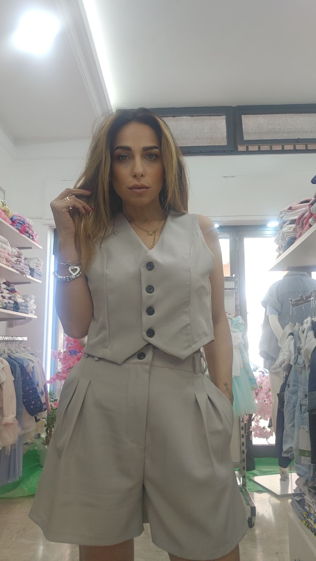 Completo shorts e gilet