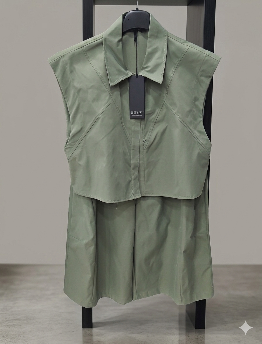 Cordinato bermuda e gilet just west