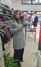 Cappotto con cintura in oro